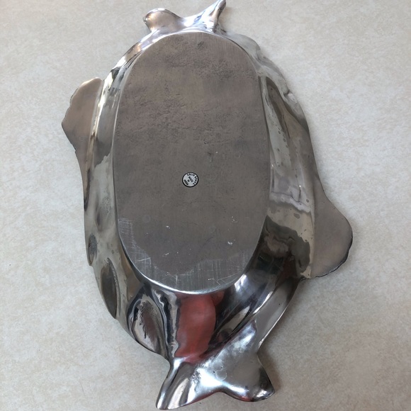 16" by 9"  brass fish serving platter - Picture 6 of 7